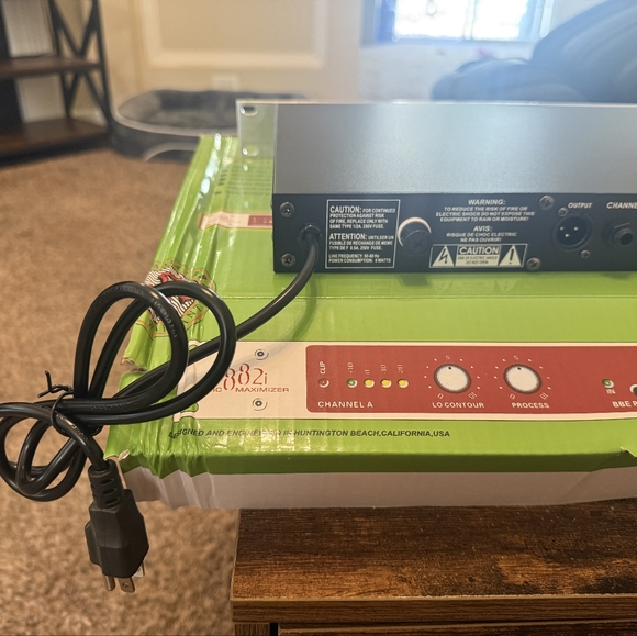 BBE 882i - Picture 3 of 5